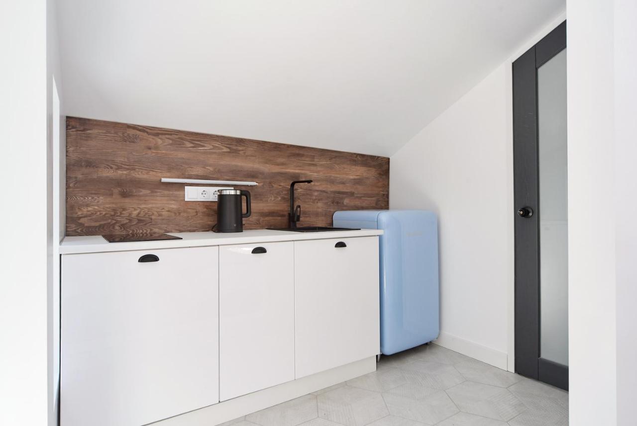 White Door Apartments Mansard Heart Of Odessa 2 מראה חיצוני תמונה