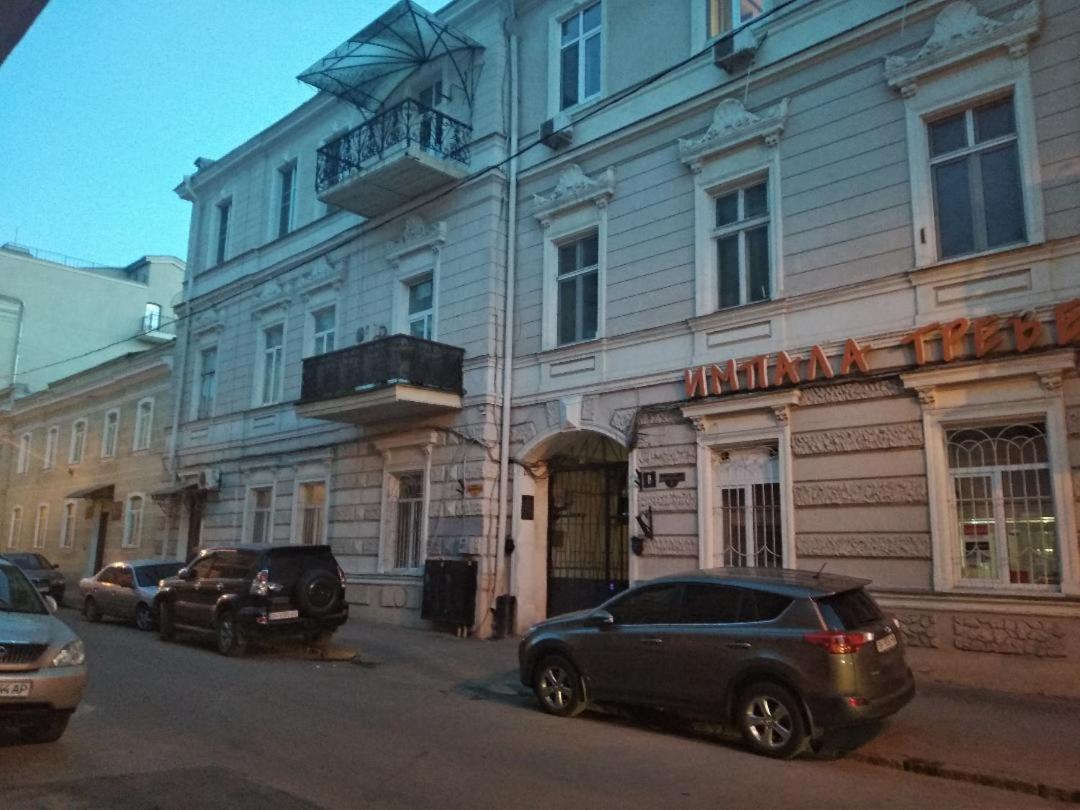 White Door Apartments Mansard Heart Of Odessa 2 מראה חיצוני תמונה